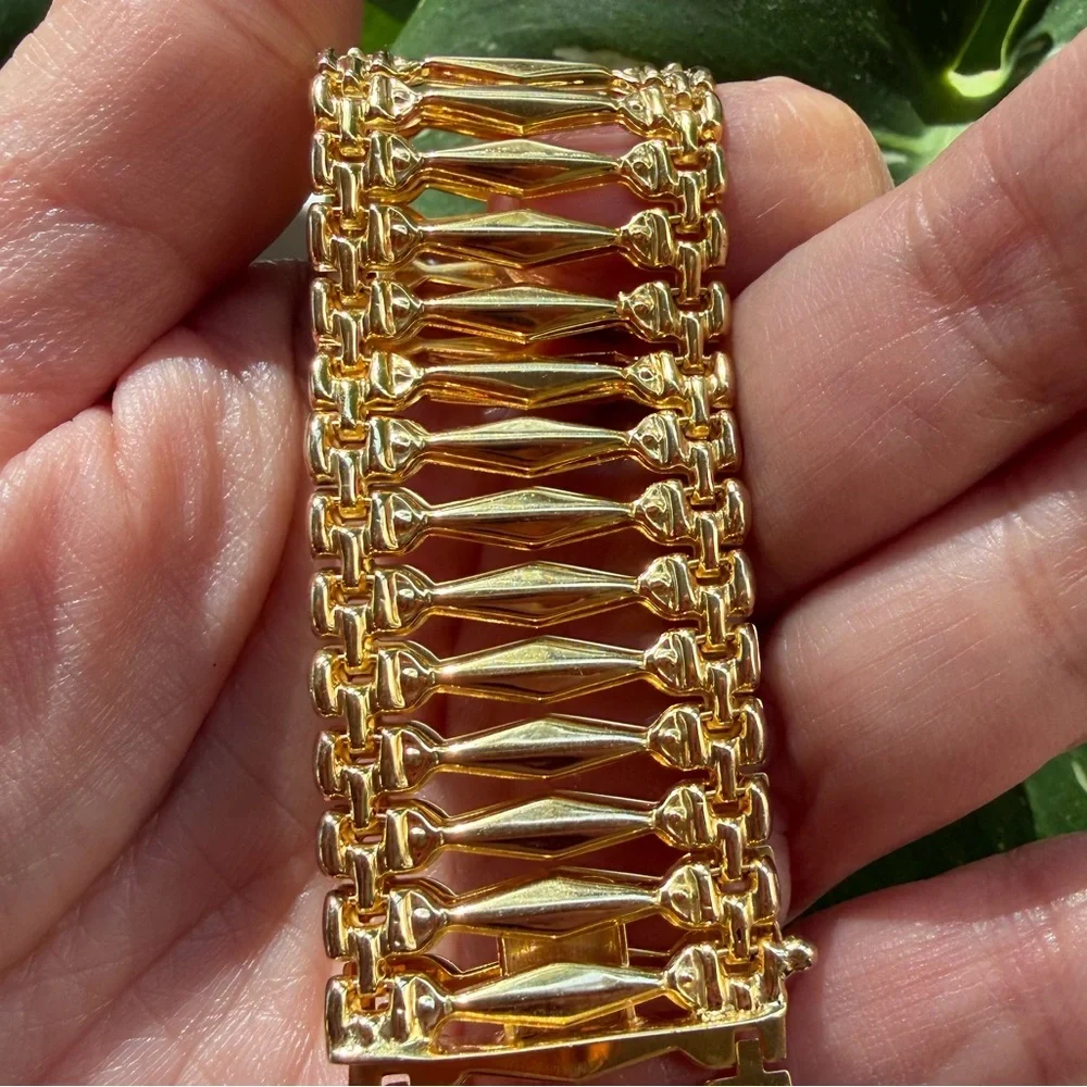 Vintage Jacmel Mauritius 18K Gold Vermeil 925 Wide Gate Link Bracelet